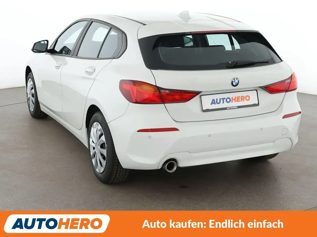 Gebraucht BMW 118 Advantage 140 PS (102 kW) 2020 Weiß Kleinwagen
