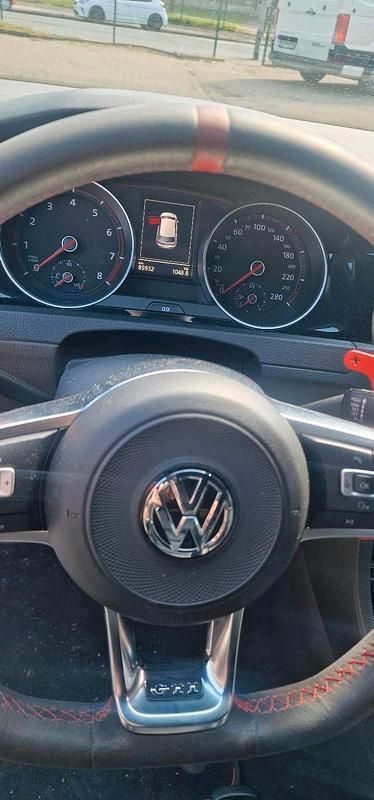 Gebraucht VW Golf VII 265 PS (194 kW) 2016 Schwarz Limousine