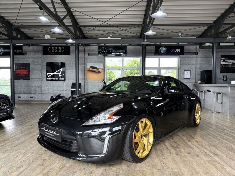 Schwarz Gebraucht 2017 Nissan 370Z Coupé | 31.990 € (Fairer Preis) - Bild 1/4