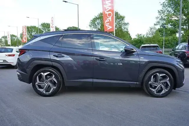 Gebraucht Hyundai Tucson 179 PS (131 kW) 2023 Darkknightgraumet. SUV