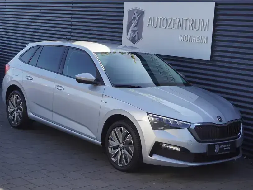 Gebraucht Skoda Scala Clever 110 PS (80 kW) 2021 Brilliantsilber metallic Kleinwagen