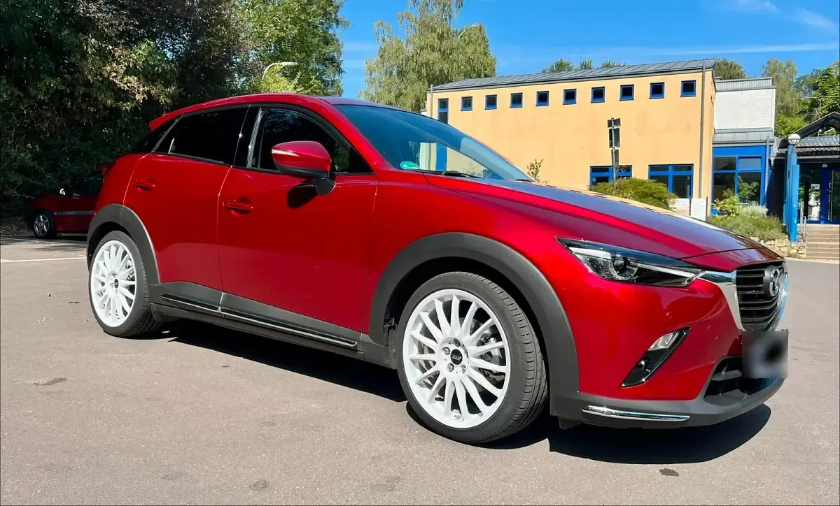 Gebraucht Mazda CX-3 Sports-Line 121 PS (88 kW) 2019 Rot SUV