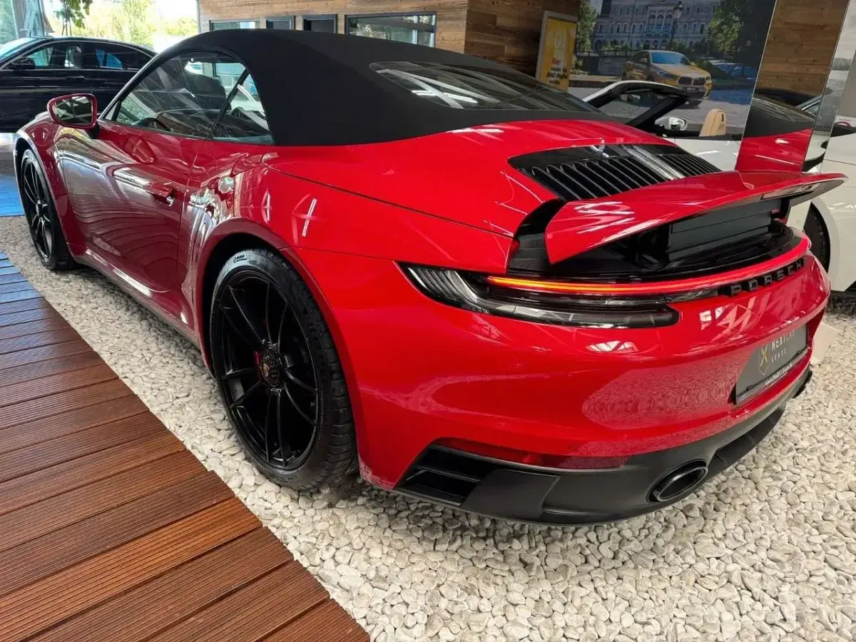 Gebraucht Porsche 911 Carrera GTS Chrono 480 PS (353 kW) 2022 Karminrot Cabrio