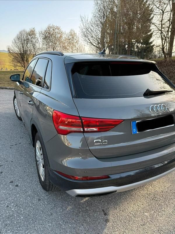 Gebraucht Audi Q3 Advanced Plus 150 PS (110 kW) 2021 Grau SUV