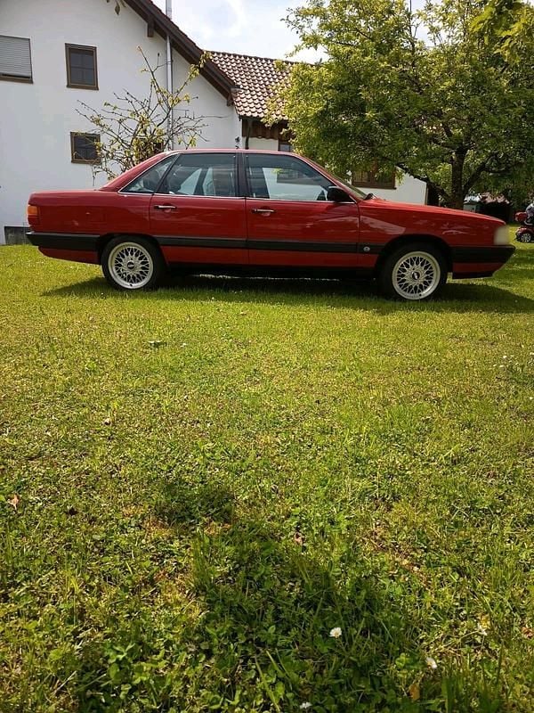 Gebraucht Audi 100 136 PS (100 kW) 1985 Rot Limousine
