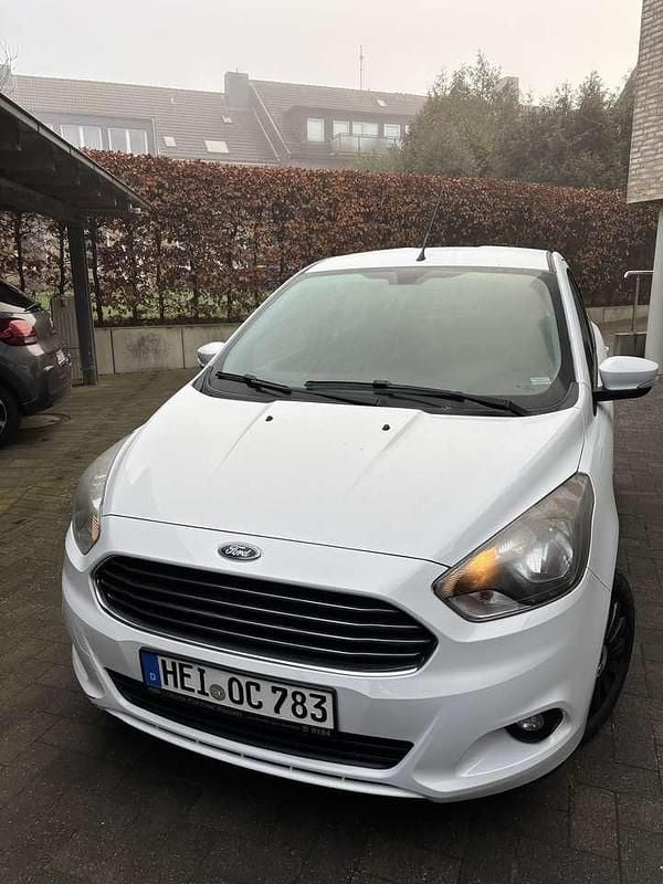 Gebraucht Ford Ka Plus 69 PS (50 kW) 2018 Kleinwagen