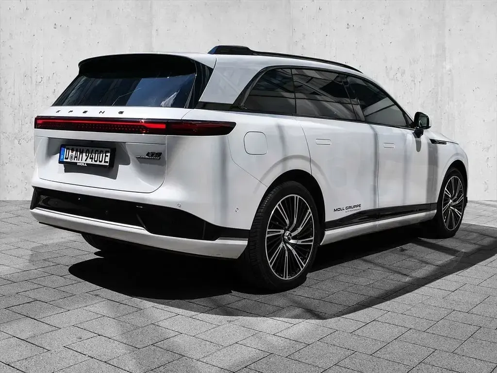 Gebraucht XPENG G9 AWD Performance 405 kW (551 PS) 2025 Arctic white SUV