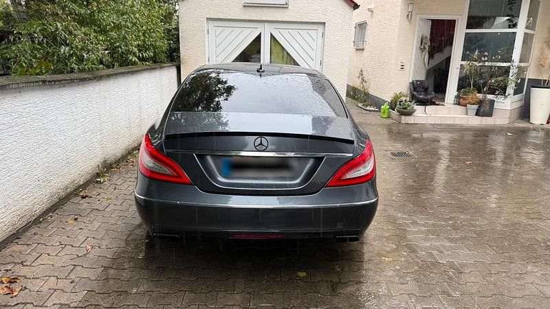Gebraucht Mercedes CLS350 265 PS (194 kW) 2011 Grau Coupé