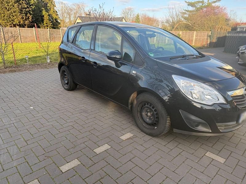 Gebraucht Opel Meriva Active 101 PS (74 kW) 2013 Schwarz Van / Kleinbus