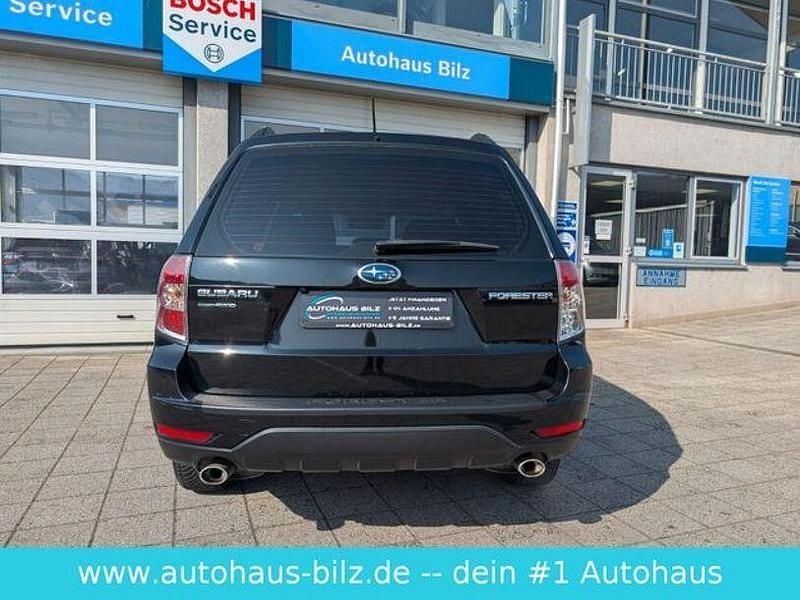 Second-hand Subaru Forester Active 150 CP (110 kW) 2012 Negru SUV