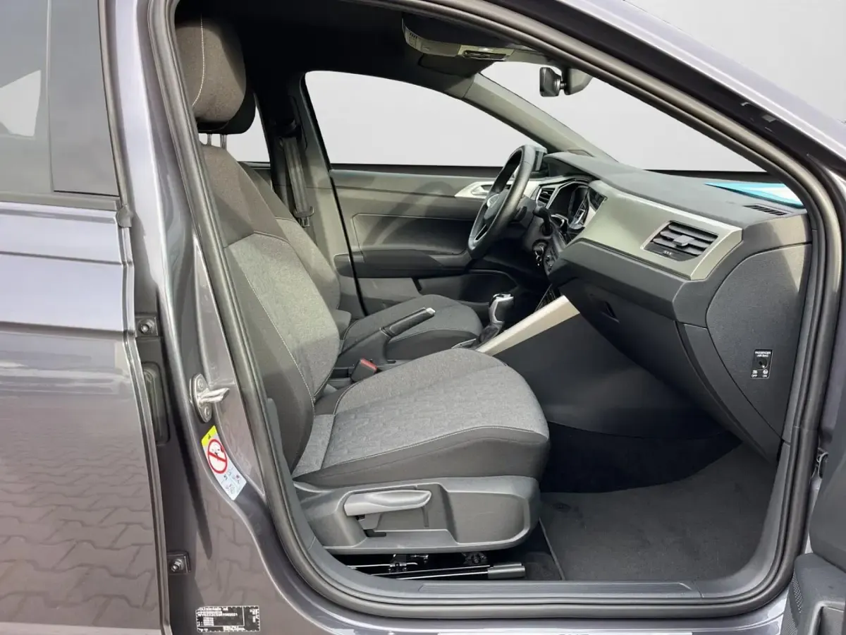 Gebraucht VW Taigo Move 116 PS (85 kW) 2024 Rauchgrau metallic (metallic) SUV