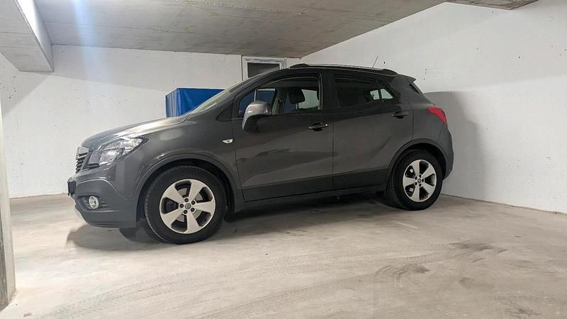 Grau Gebraucht 2015 Opel Mokka SUV | 6.800 € - Bild 1/2
