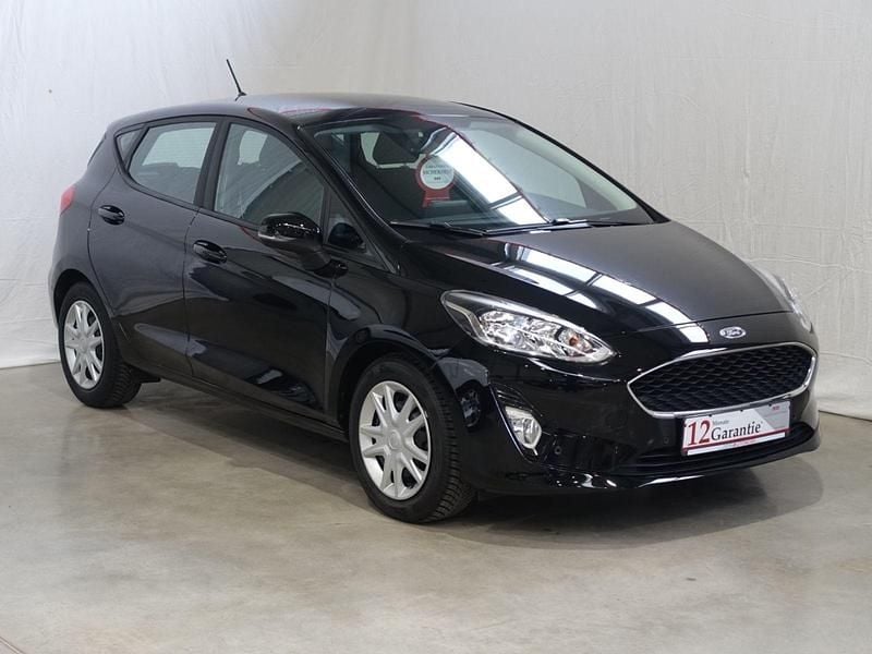 Gebraucht Ford Fiesta Cool & Connect 101 PS (74 kW) 2017 Schwarz Kleinwagen