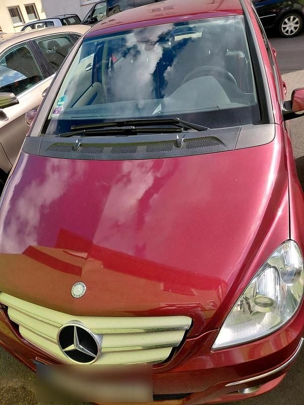 Gebraucht Mercedes B160 95 PS (69 kW) 2010 Rot Van / Kleinbus