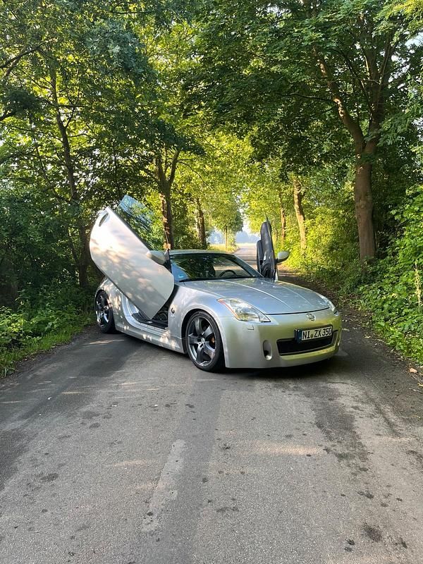 Silber Gebraucht 2006 Nissan 350Z Coupé | 19.500 € (Fairer Preis) - Bild 1/4