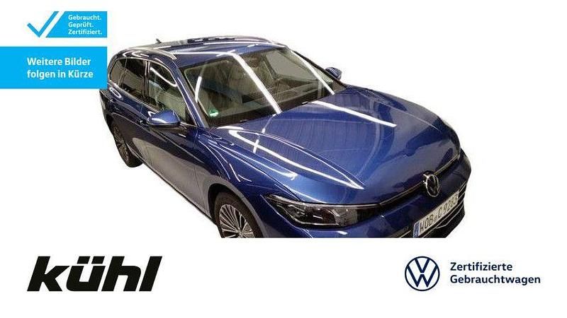 Reef blue metallic Gebraucht 2025 VW Passat Elegance Kombi | 36.980 € (Superpreis) - Bild 1/2