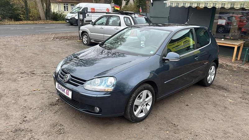 Blau Gebraucht 2008 VW Golf V Kleinwagen | 4.490 € (Etwas zu teuer) - Bild 1/4