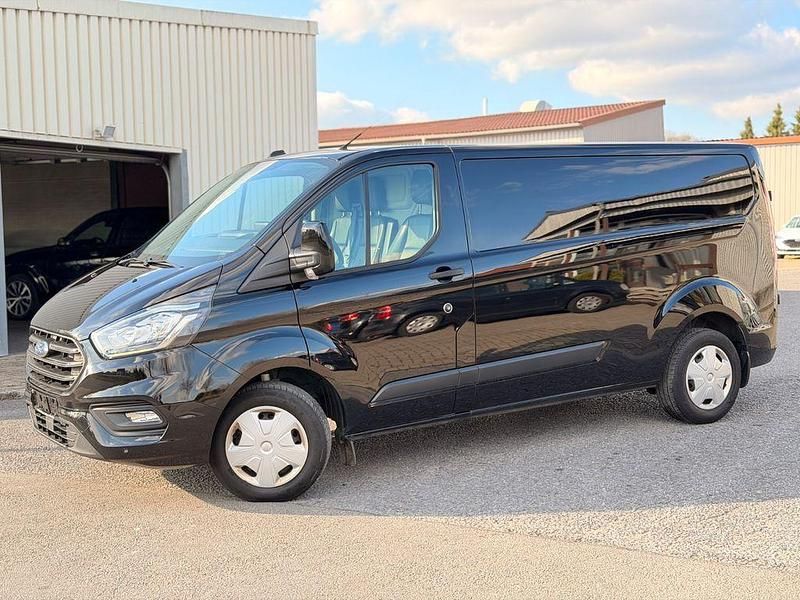 Gebraucht Ford Transit Custom Trend 131 PS (96 kW) 2022 Schwarz Van / Kleinbus