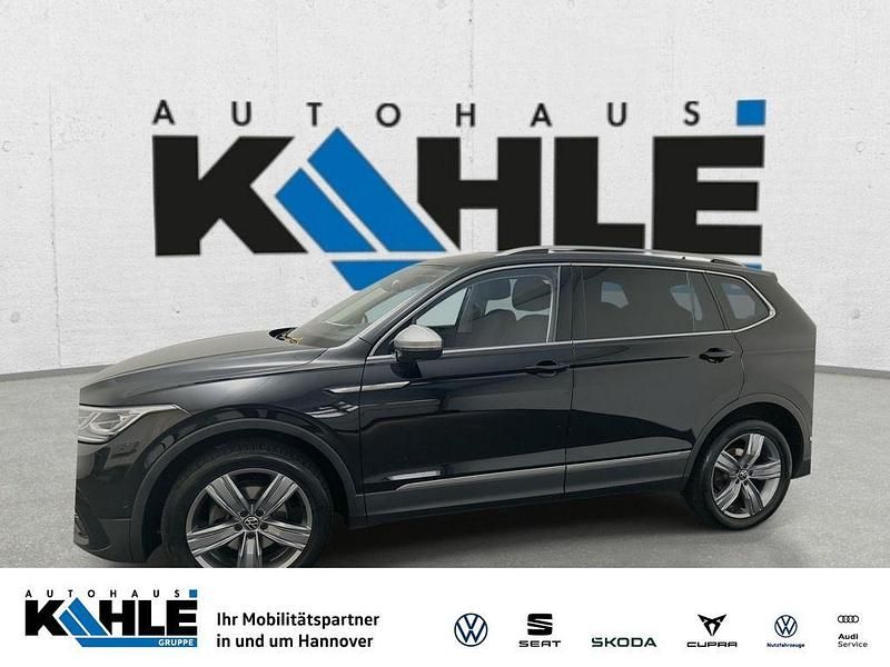 Schwarz Gebraucht 2022 VW Tiguan Allspace Elegance SUV | 28.890 € (Fairer Preis) - Bild 1/4