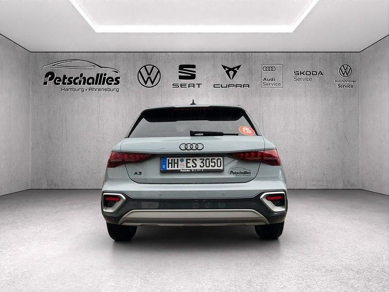 Gebraucht Audi A3 Sport 150 PS (110 kW) 2025 Grau Limousine