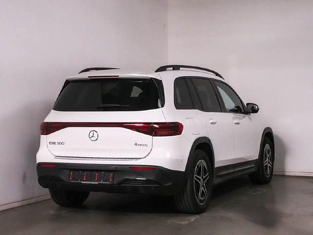Unilack polarweiß Gebraucht 2024 Mercedes EQB300 AMG SUV | 39.610 € (Fairer Preis) - Bild 1/4