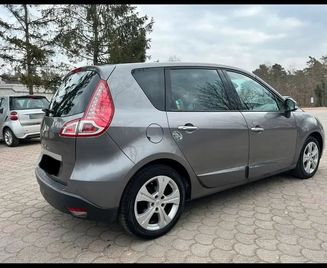 Gebraucht Renault Scenic E-Tech 140 PS (102 kW) 2009 Grau Kombi