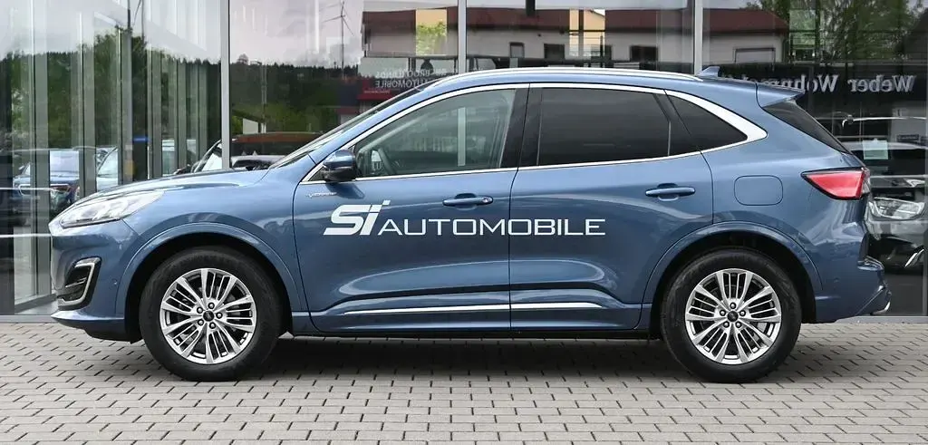 Gebraucht Ford Kuga Vignale 120 PS (88 kW) 2023 Chromablau metallic SUV