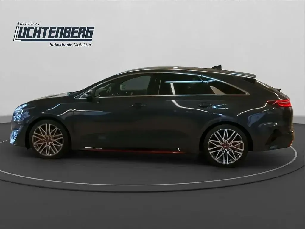 Gebraucht Kia ProCeed GT 204 PS (150 kW) 2024 Grau Kombi