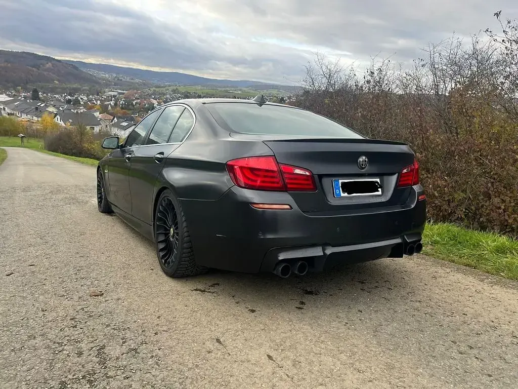 Gebraucht BMW 535 Sport Line 306 PS (225 kW) 2010 Schwarz Limousine