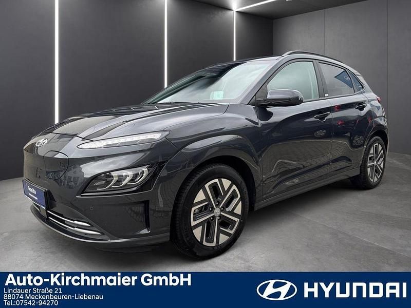 Grau Gebraucht 2021 Hyundai Kona Prime SUV | 21.980 € (Fairer Preis) - Bild 1/4
