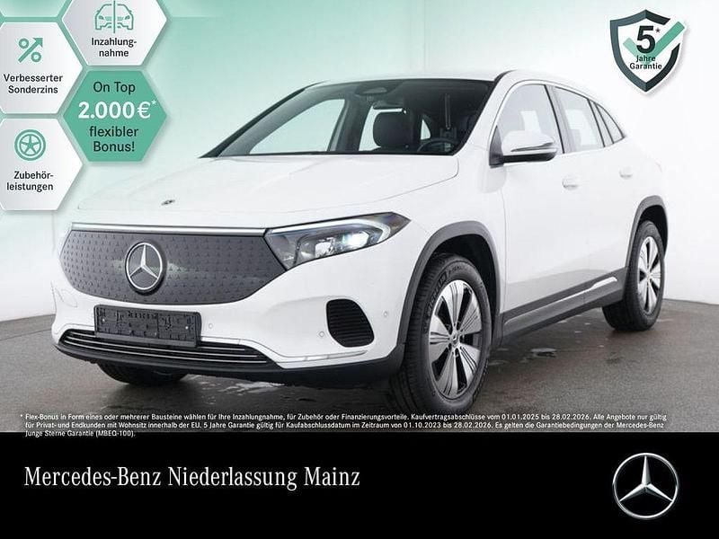Weiß Gebraucht 2024 Mercedes EQA250+ Advanced SUV | 34.690 € (Superpreis) - Bild 1/3