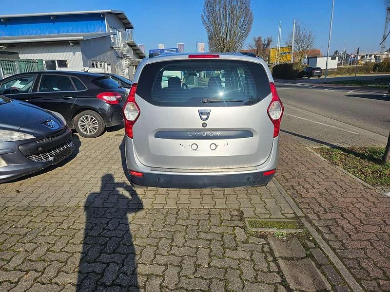 Gebraucht Dacia Lodgy Prestige 83 PS (61 kW) 2013 Grau etoile Van / Kleinbus