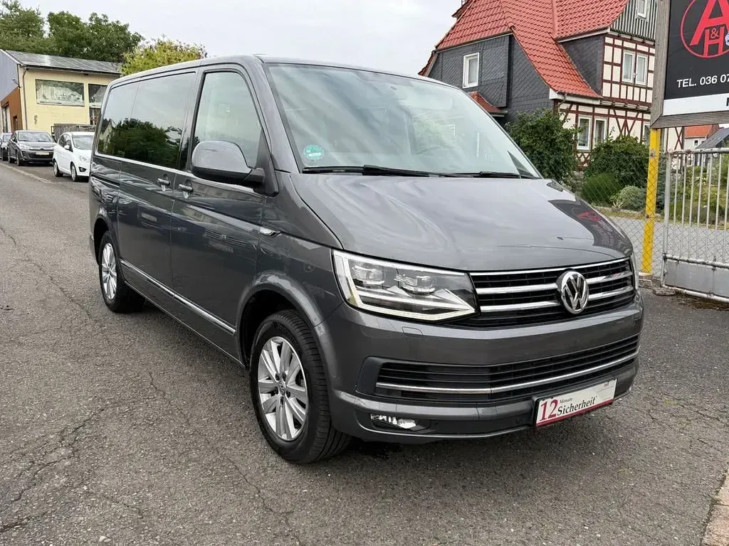 Gebraucht VW Caravelle 204 PS (150 kW) 2017 Grau Van