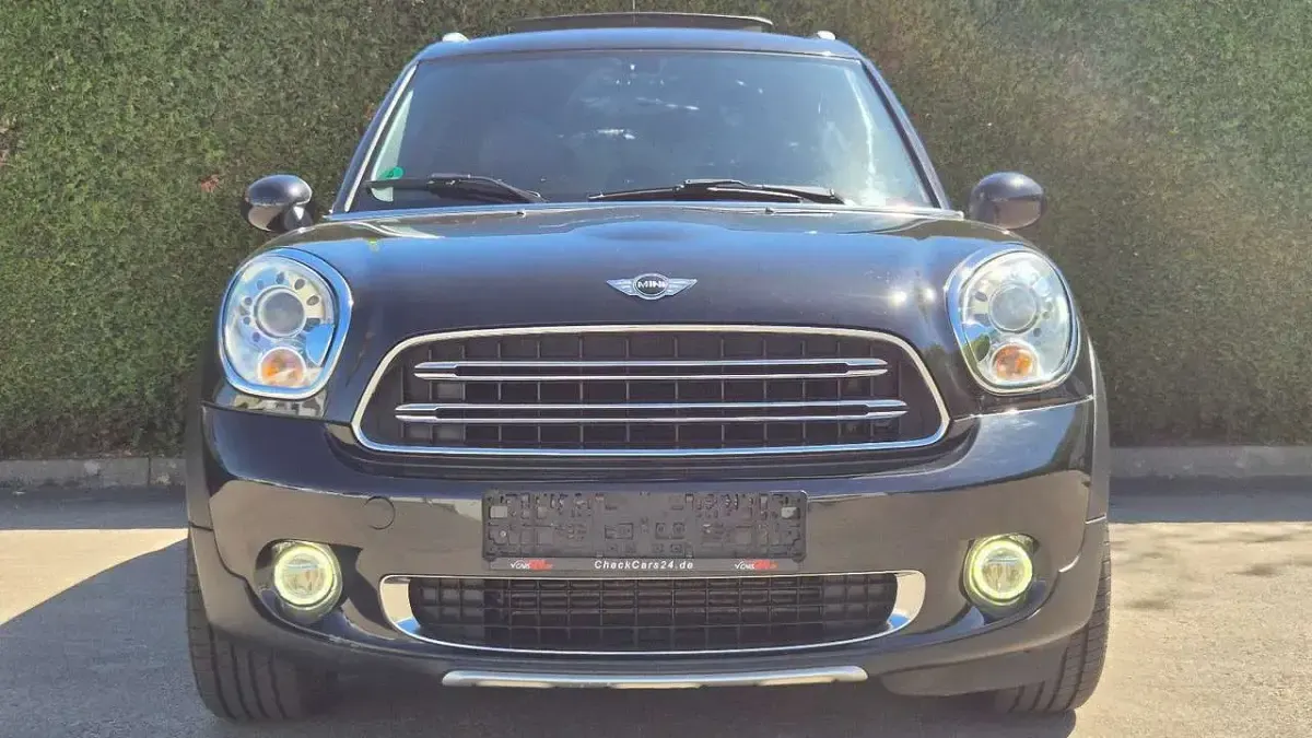 Usado Mini Cooper D 111 CV (81 kW) 2014 Negro Utilitario
