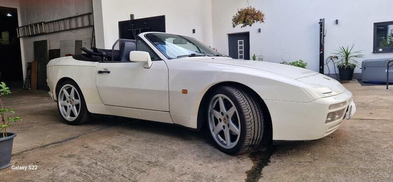 Weiß Gebraucht 1990 Porsche 944 S2 Cabrio | 21.500 € - Bild 1/4