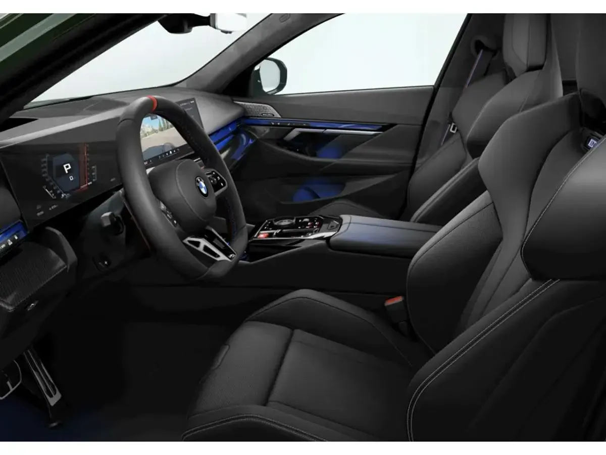 Neu BMW M5 Sport Line 727 PS (534 kW) 2026 Grün Kombi