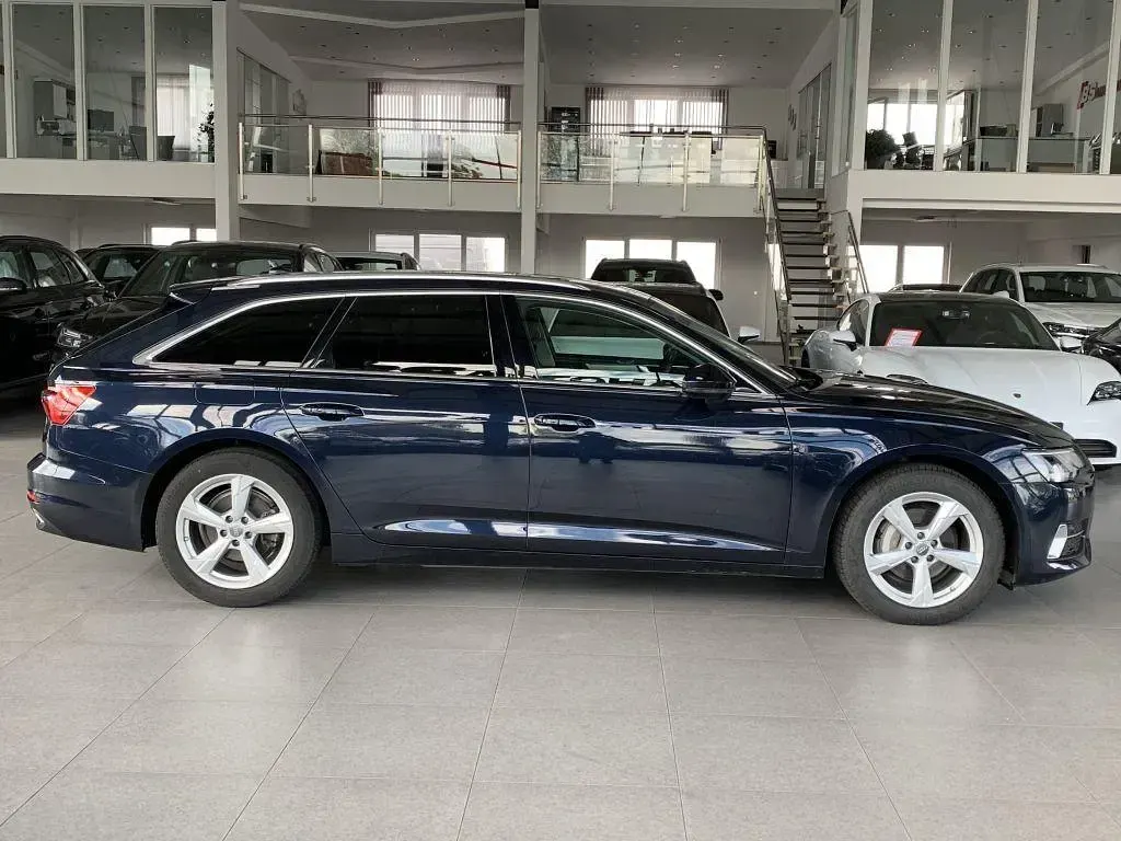 Gebraucht Audi A6 Sport 204 PS (150 kW) 2018 Firmamentblau metallic Kombi