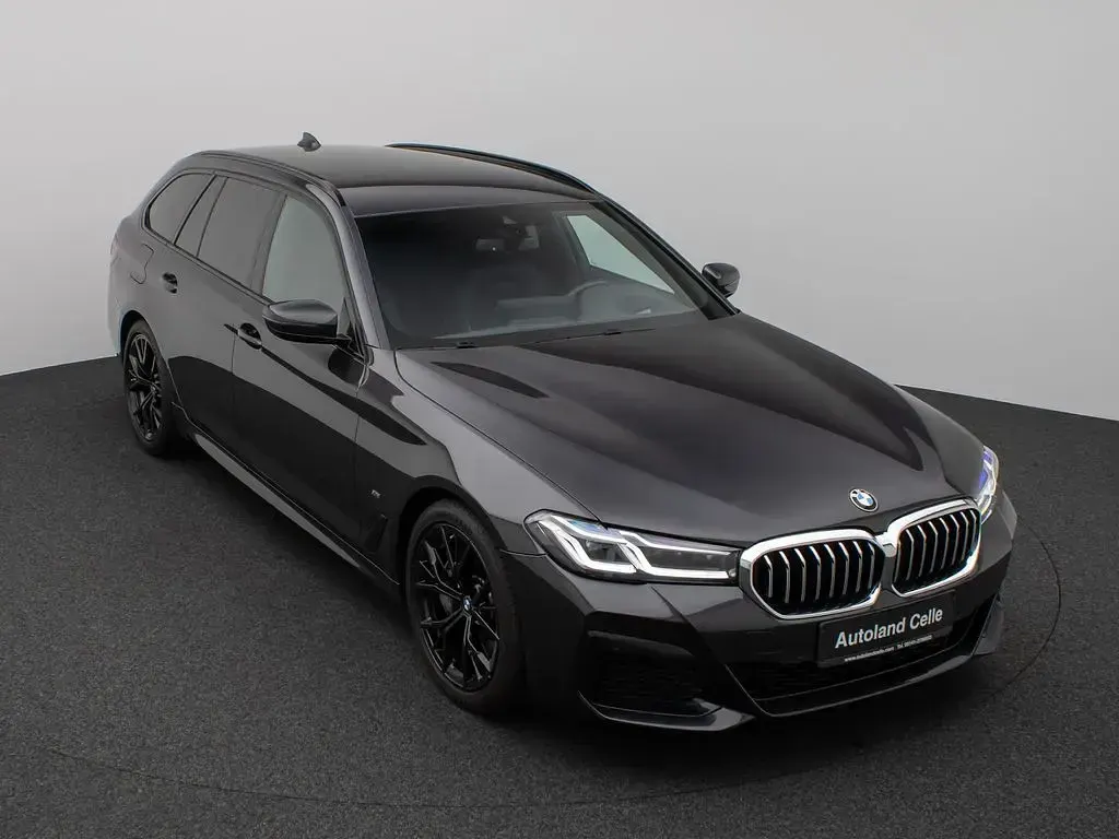 Gebraucht BMW 540 M Sport 340 PS (250 kW) 2022 Sophistograu brillanteffekschwarz Limousine