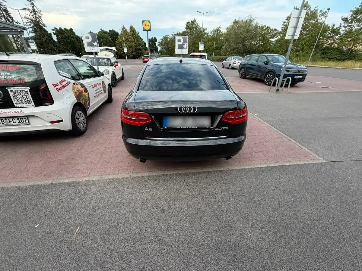 Gebraucht Audi A6 170 PS (125 kW) 2010 Schwarz Limousine
