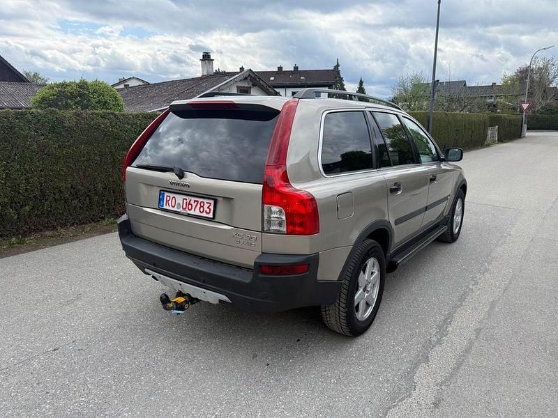 Second-hand Volvo XC90 163 CP (119 kW) 2004 Auriu SUV
