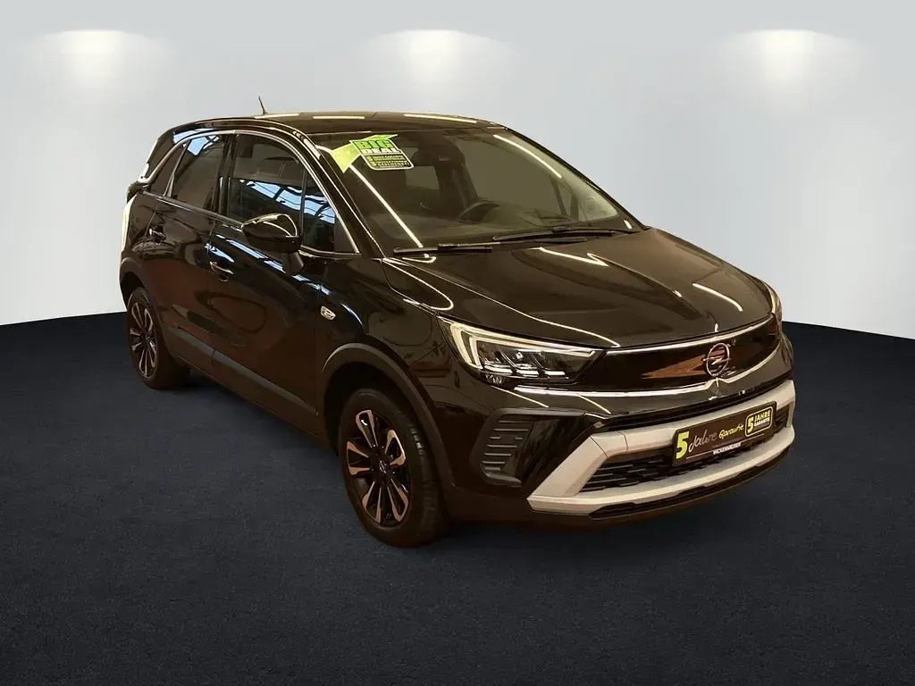 Gebraucht Opel Crossland Elegance 110 PS (80 kW) 2023 Schwarz perla nera (metallic) SUV