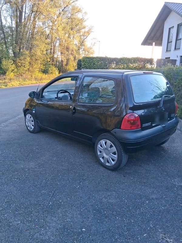 Usata Renault Twingo 75 CV (55 kW) 2004 Nero Utilitaria