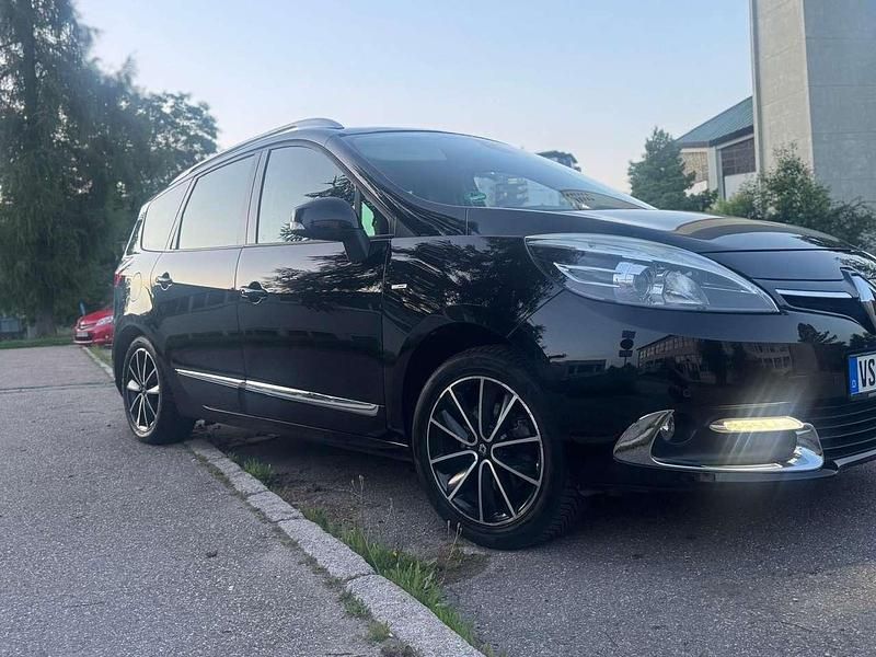 Schwarz Gebraucht 2014 Renault Grand Scénic III Van / Kleinbus | 5.500 € (Etwas zu teuer) - Bild 1/4