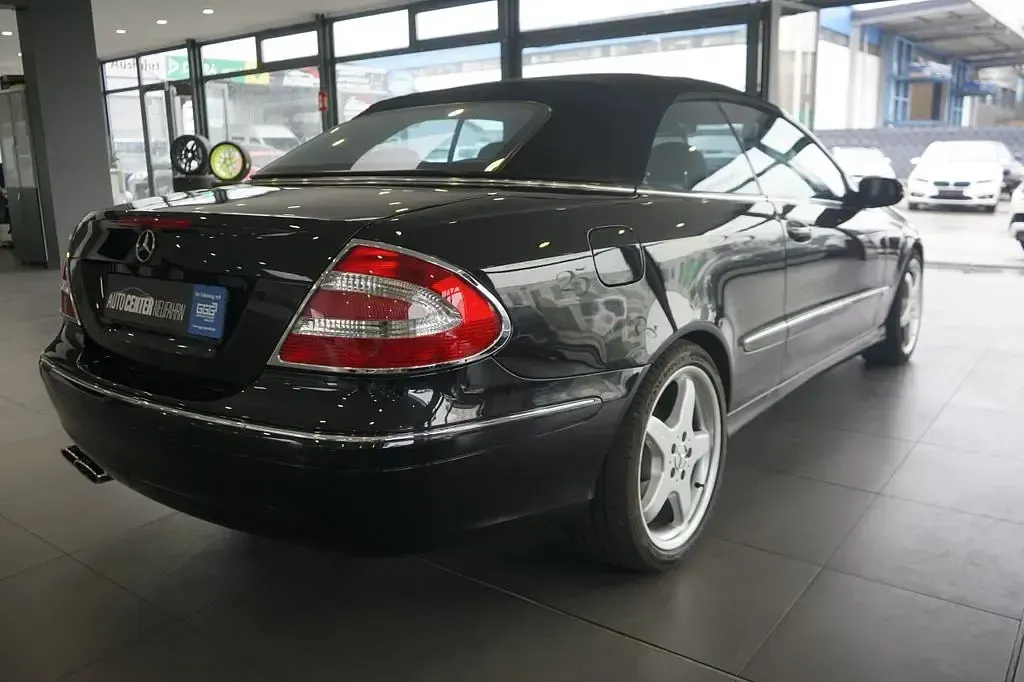 Gebraucht Mercedes CLK500 Avantgarde 306 PS (225 kW) 2003 Schwarz Cabrio