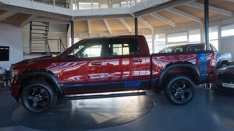 Gebraucht Dodge Ram 401 PS (294 kW) 2022 Rot Pickup