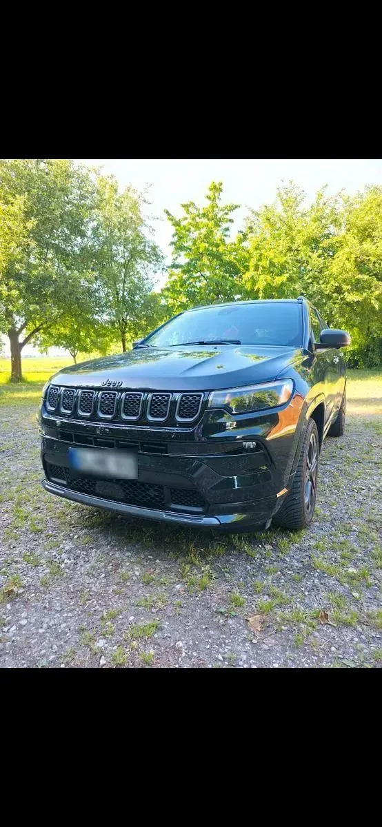 Gebraucht Jeep Compass 80th Anniversary 150 PS (110 kW) 2021 Schwarz SUV