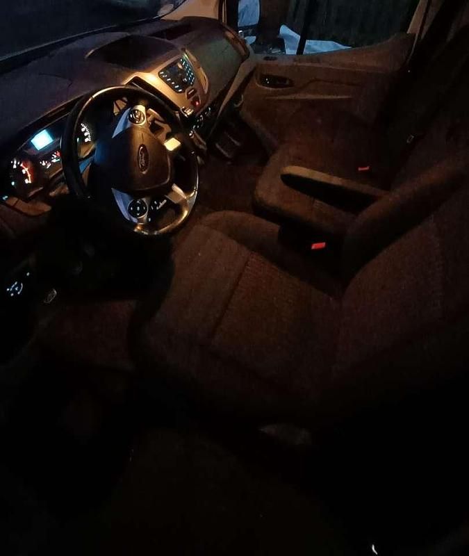 Gebraucht Ford Transit Trend 131 PS (96 kW) 2017 Grau Van