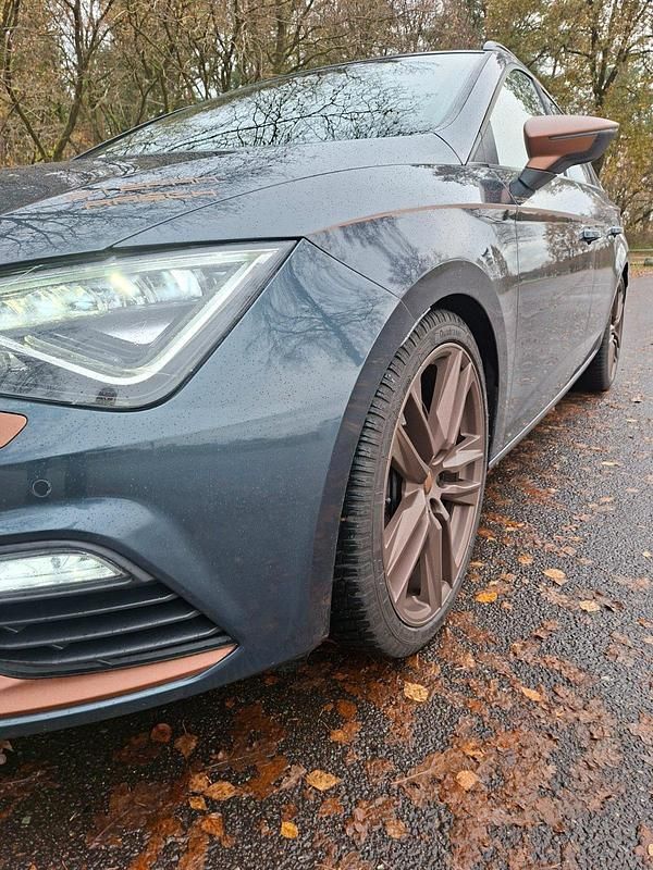 Gebraucht Cupra Leon 360 PS (264 kW) 2020 Andere farben Kombi