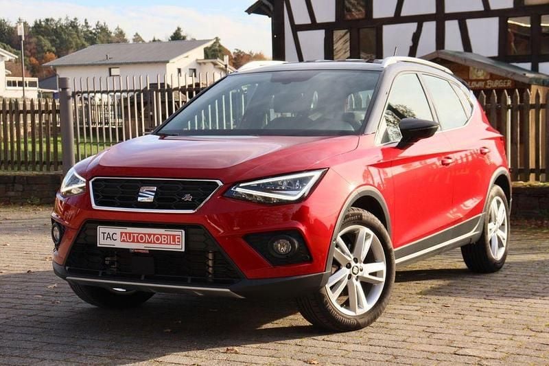 Rot Gebraucht 2019 Seat Arona FR SUV | 15.999 € (Guter Preis) - Bild 1/4