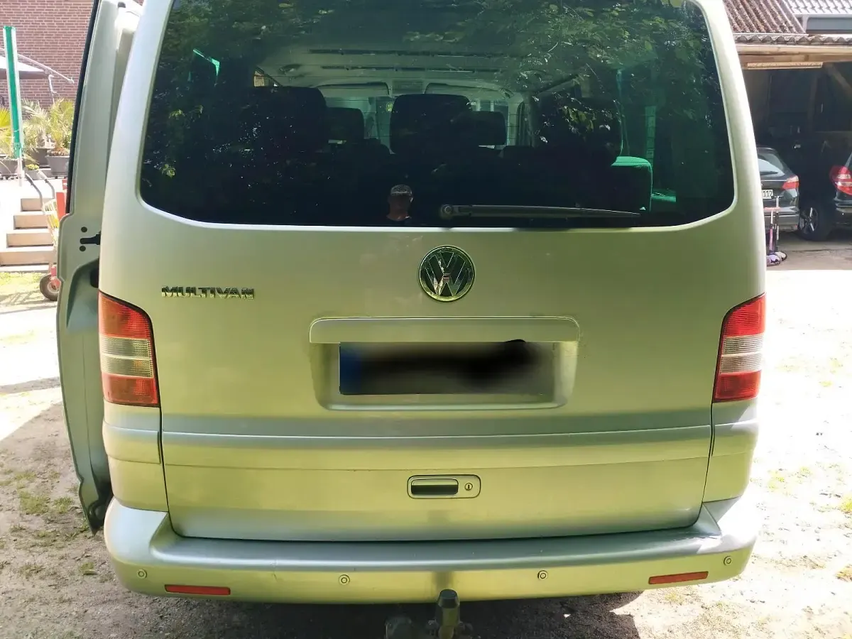 Gebraucht VW Multivan 130 PS (95 kW) 2006 Silber Van / Kleinbus